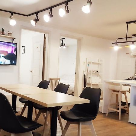 Hongdae Mainstreet Two Room House Сеул Екстериор снимка