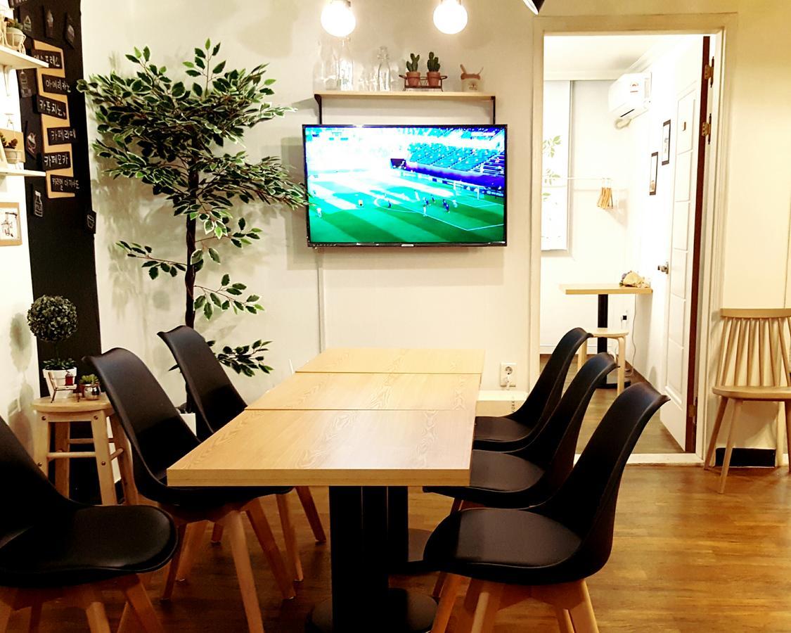 Hongdae Mainstreet Two Room House Сеул Екстериор снимка